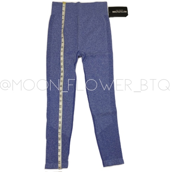 PrettyLittleThing Blue Sport Contour Cut Out Seamless Leggings - Picture 13 of 16